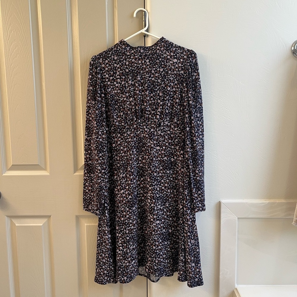 LOFT Maternity Navy Floral Long Sleeve Dress